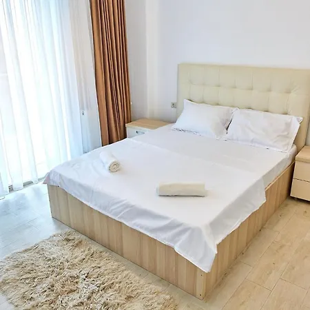 Astoria 아파트호텔 Năvodari